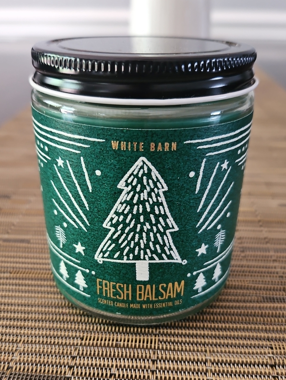 White Barn Fresh Balsam Candle